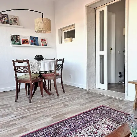 아파트 Benfica Design & Sky Views By Homeful Homes